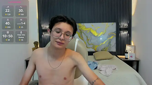 SantiagoRusso18 online show from 30, 11, 2025