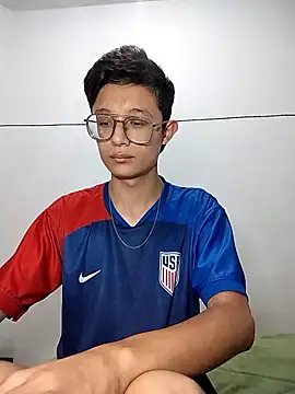 SantiagoRusso18 online show from 16, 1, 2026