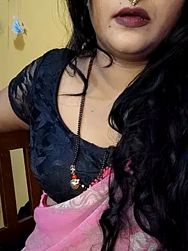Snapshot of Angel0731 chatting on 9, 6, 2026 Angel0731 online show from 9, 6, 2026