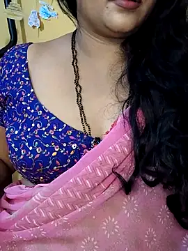 Snapshot of Angel0731 chatting on 12, 5, 2026 Angel0731 online show from 12, 5, 2026