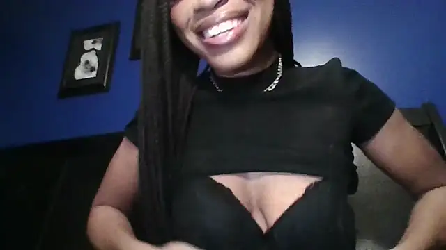 Snapshot of Idonotcherishu chatting on 13, 11, 2025 Idonotcherishu online show from 13, 11, 2025