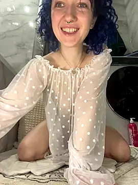 Kitty Kisss online show from 11, 11, 2025