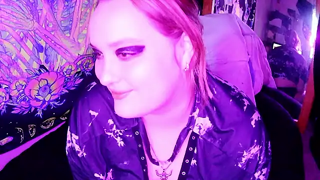 Snapshot of Princessblazed444 chatting on 16, 5, 2026 Princessblazed444 online show from 16, 5, 2026