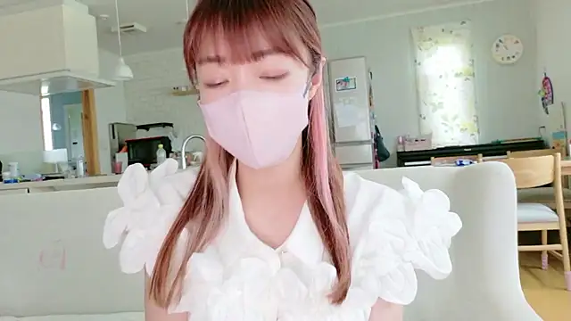 Snapshot of SUZU_1201 chatting on 25, 7, 2026 SUZU 1201 online show from 25, 7, 2026