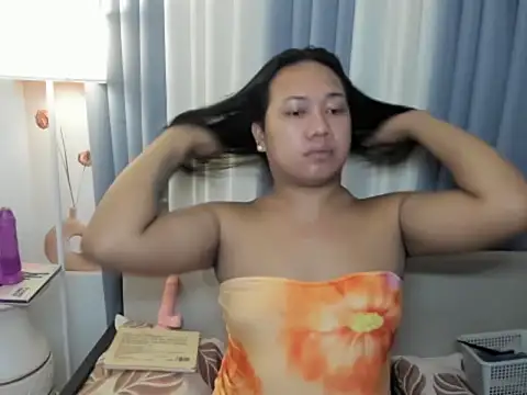 TsUncutKaren online show from 12, 11, 2025