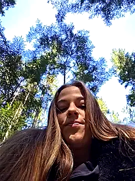 Luna Lynn online show from 2, 4, 2026