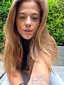 Luna Lynn online show from 16, 6, 2026