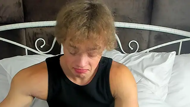 ChaseMuscular online show from 14, 10, 2025