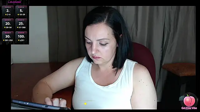 Olivia Darling online show from 7, 10, 2025