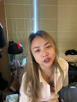 tw feibaby online show from 13, 4, 2026