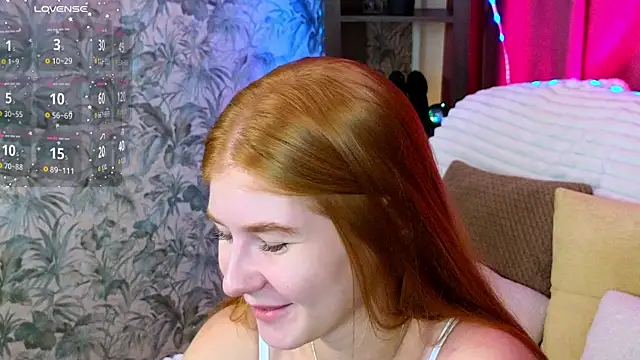 JuliaPowers  online show from 26, 9, 2025