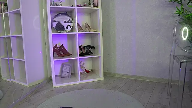 EveWilder online show from 5, 2, 2026