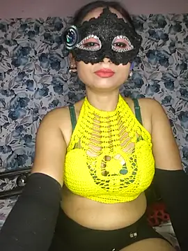 Snapshot of yours_sugar_babe chatting on 11, 5, 2026 yours sugar babe online show from 11, 5, 2026