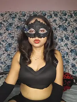 Snapshot of yours_sugar_babe chatting on 20, 5, 2026 yours sugar babe online show from 20, 5, 2026