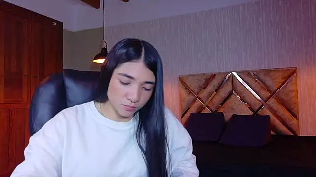 Aurora jones11 online show from 5, 11, 2025