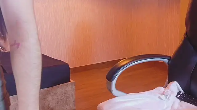 Aurora jones11 online show from 7, 11, 2025