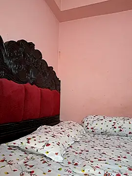 Snapshot of ariya-03 chatting on 8, 11, 2025 ariya-03 online show from 8, 11, 2025