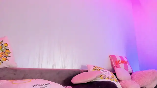 RileyNox online show from 7, 1, 2026