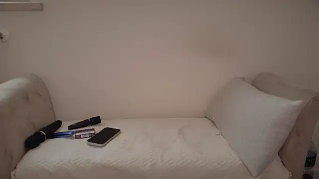 Snapshot of Petite36 chatting on 6, 5, 2026 Petite36 online show from 6, 5, 2026