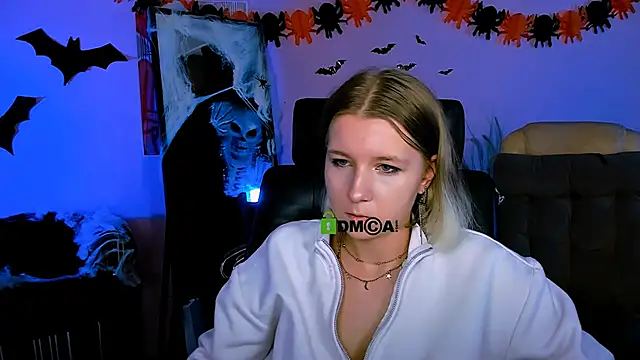 Snapshot of gloria_bubble chatting on 22, 10, 2025 gloria bubble online show from 22, 10, 2025