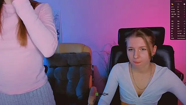 Snapshot of gloria_bubble chatting on 17, 11, 2025 gloria bubble online show from 17, 11, 2025