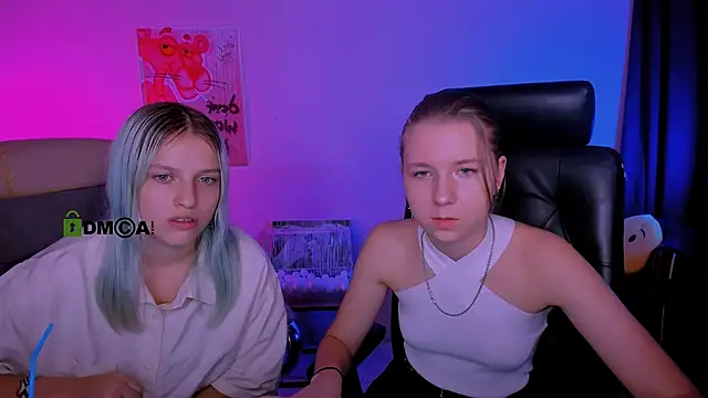 Snapshot of gloria_bubble chatting on 10, 11, 2025 gloria bubble online show from 10, 11, 2025