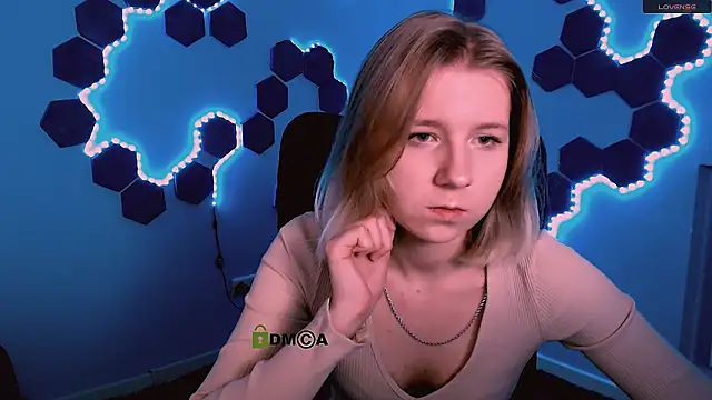 Snapshot of gloria_bubble chatting on 22, 11, 2025 gloria bubble online show from 22, 11, 2025