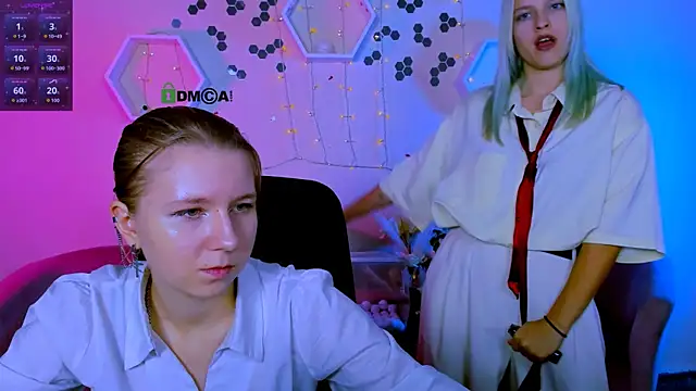 Snapshot of gloria_bubble chatting on 11, 11, 2025 gloria bubble online show from 11, 11, 2025