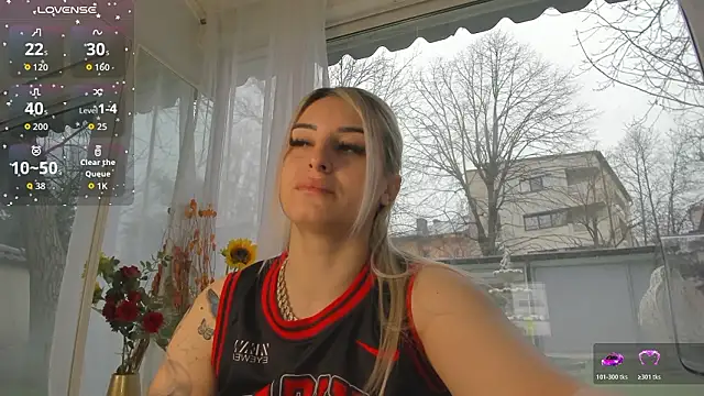 Ella Vee online show from 23, 3, 2026