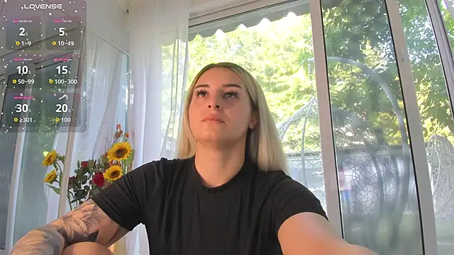 Ella Vee online show from 6, 6, 2026