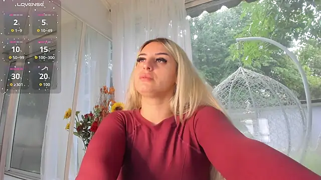 Ella Vee online show from 12, 6, 2026