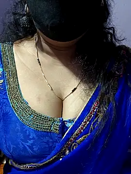 luci-queen online show from 12, 11, 2025