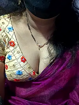 luci-queen online show from 22, 12, 2025