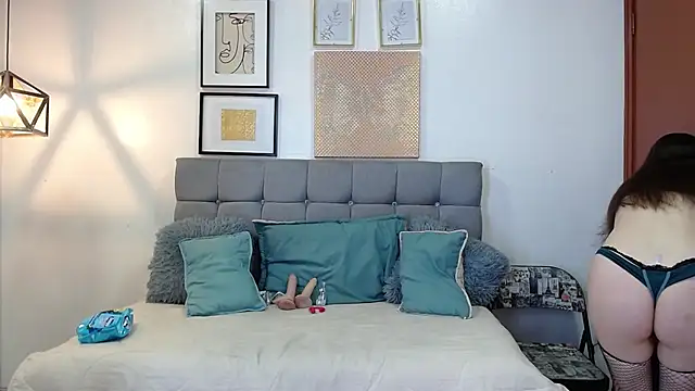  naomi s online show from 30, 3, 2026