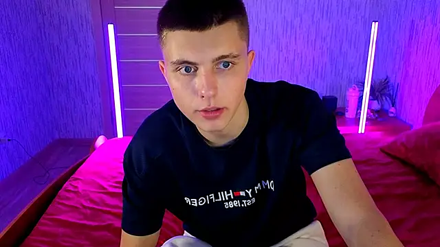 Denisx444 online show from 24, 10, 2025