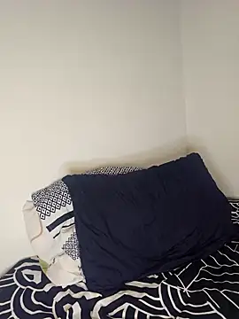 Nicoleefaith  online show from 19, 4, 2026