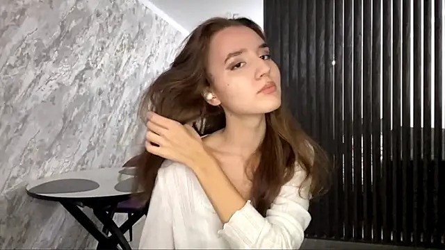 Anna Dominator online show from 15, 9, 2025
