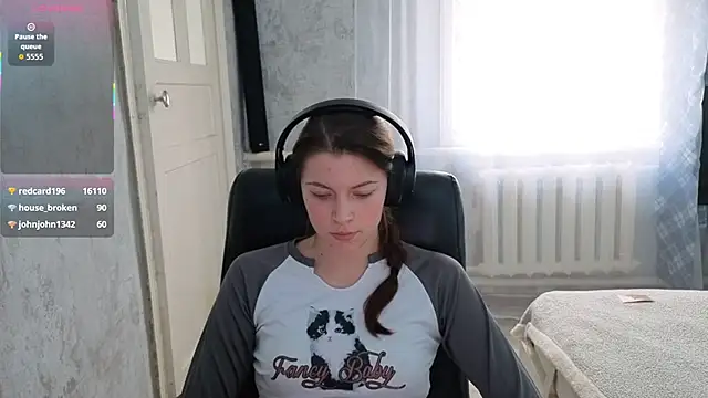 CutieAnny online show from 25, 11, 2025