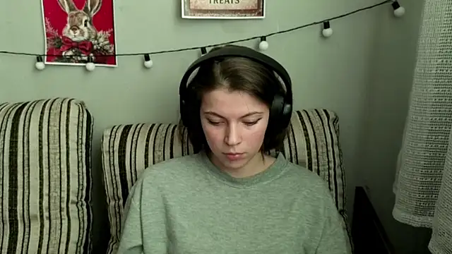 CutieAnny online show from 13, 1, 2026