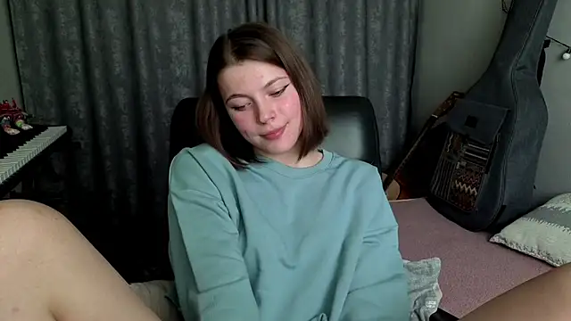 Snapshot of CutieAnny chatting on 20, 5, 2026 CutieAnny online show from 20, 5, 2026