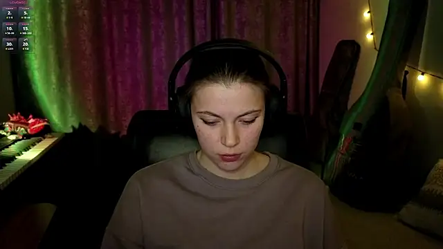 CutieAnny online show from 22, 3, 2026