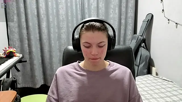 CutieAnny online show from 23, 4, 2026