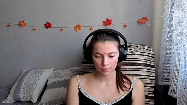 CutieAnny online show from 20, 10, 2025