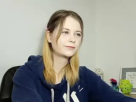 LydiaYoung online show from 1, 12, 2025