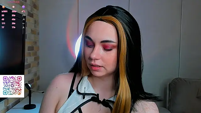 Snapshot of EvaBlimey chatting on 21, 9, 2025 EvaBlimey online show from 21, 9, 2025