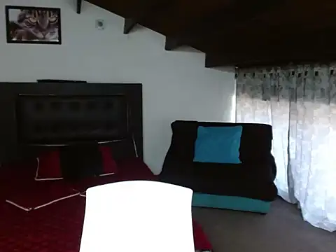 Skylovershot online show from 8, 11, 2025