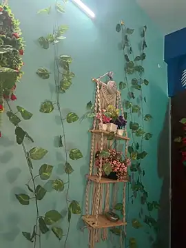 V-Hot-Sweti online show from 15, 4, 2026