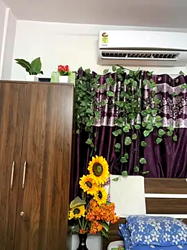 V-Hot-Sweti online show from 29, 10, 2025