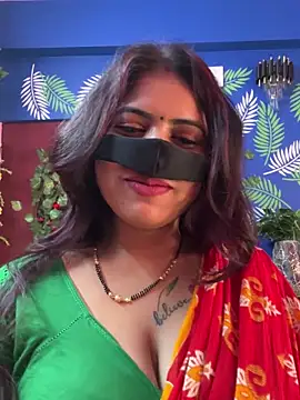 V-Hot-Sweti online show from 18, 12, 2025