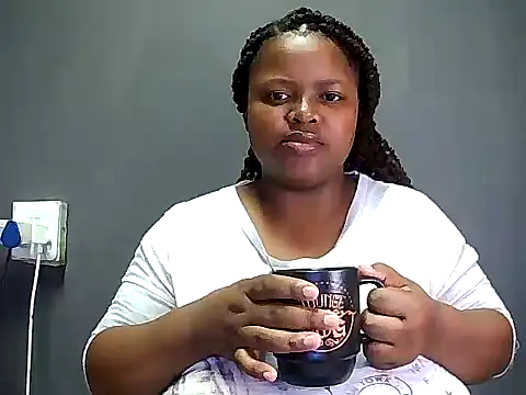 MegaBustyQueen online show from 10, 9, 2025